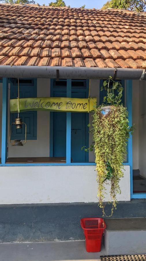 Crossroads 1957 Hostel