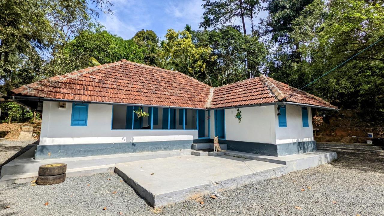 Hostel Crossroads 1957 Kalpetta